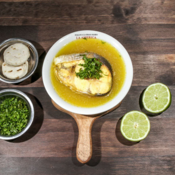 Consomé de pescado